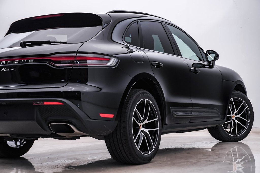 2024 Porsche Macan  10