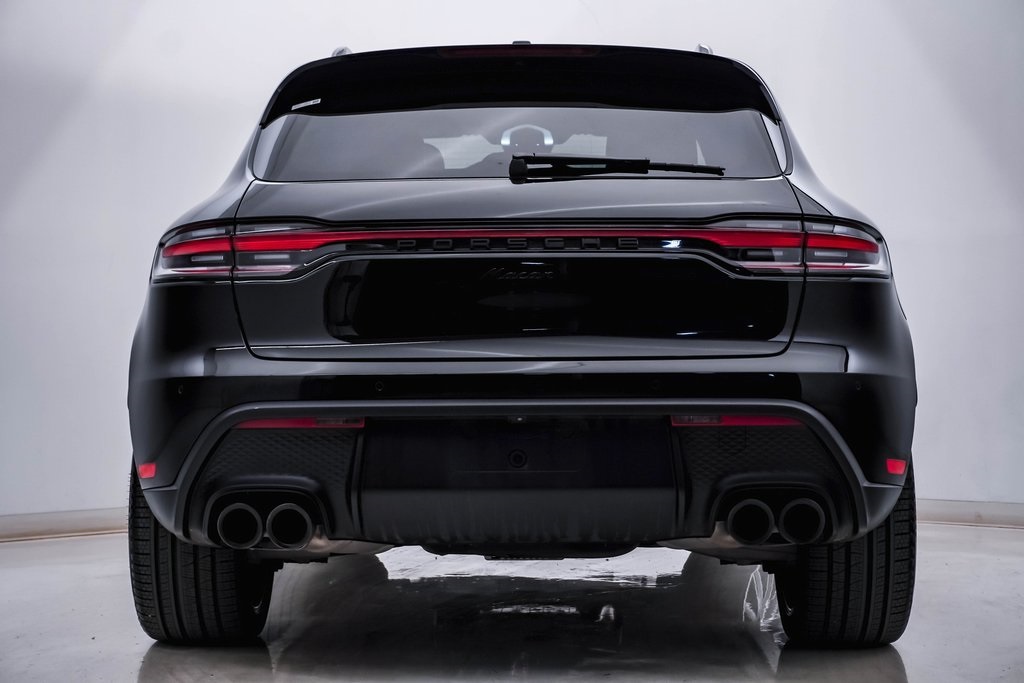 2024 Porsche Macan  8