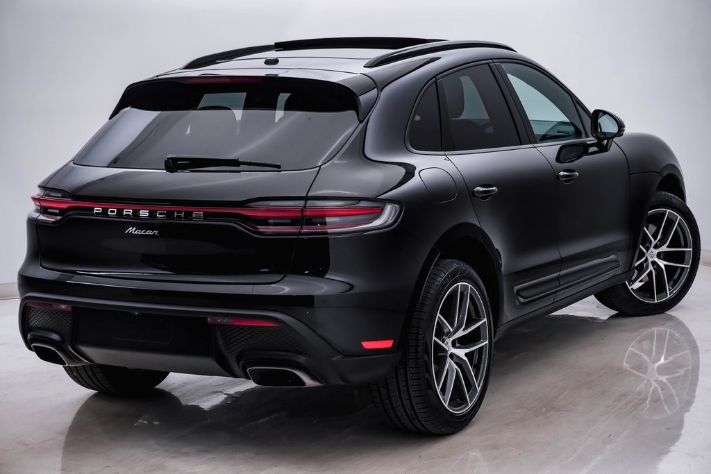 2024 Porsche Macan  11