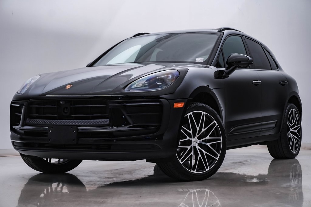 2024 Porsche Macan  1