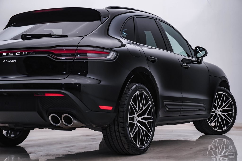 2024 Porsche Macan  10