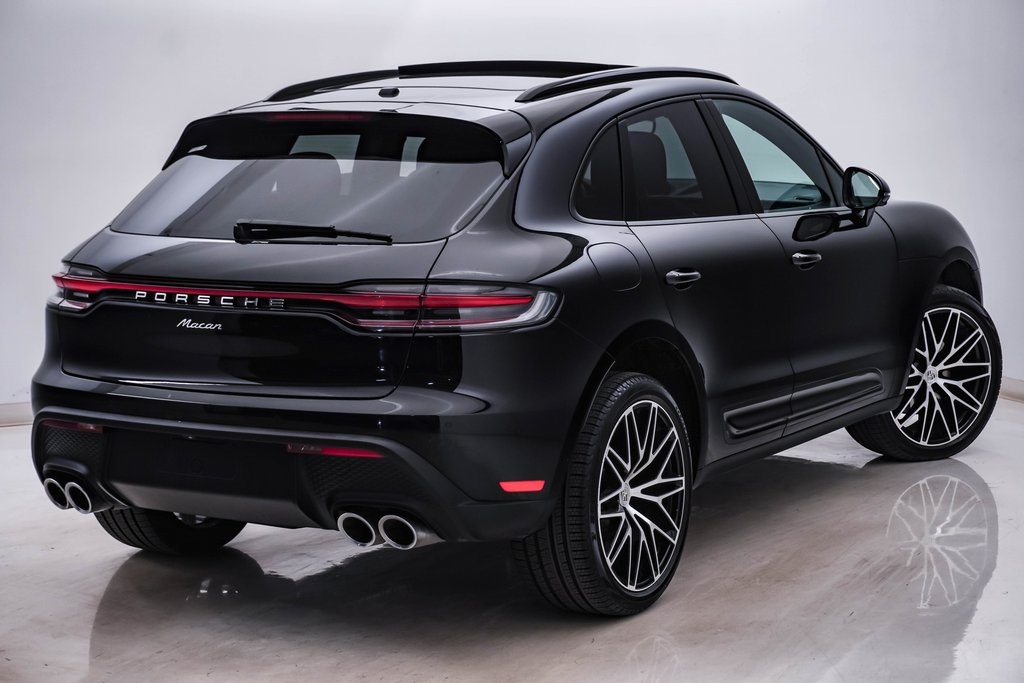 2024 Porsche Macan  11