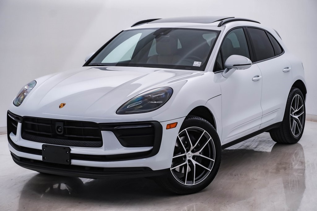 2024 Porsche Macan  3