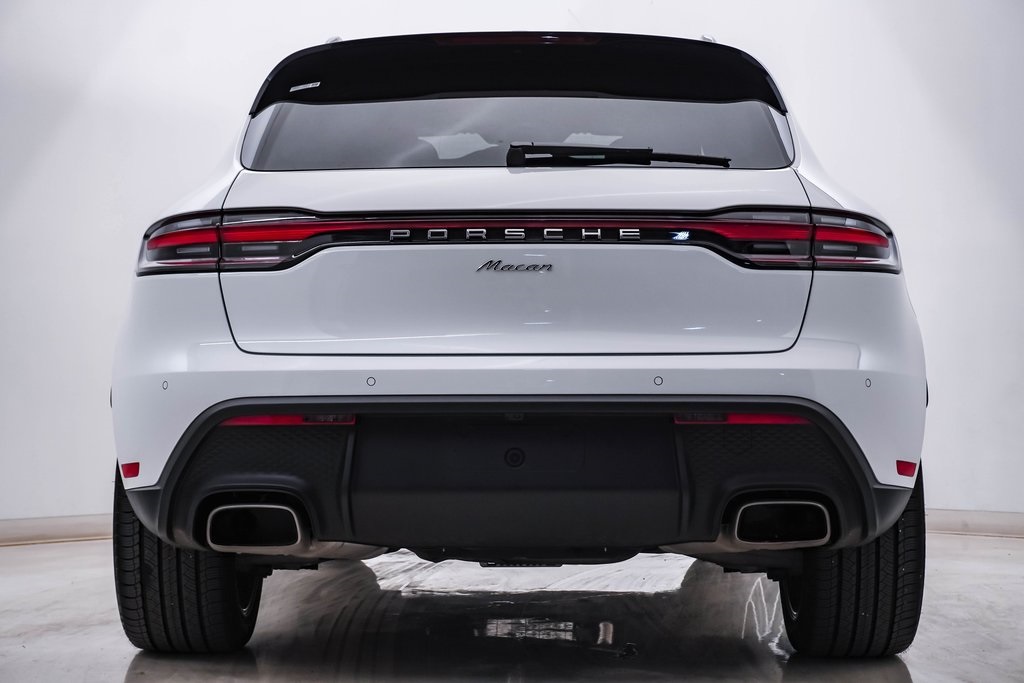 2024 Porsche Macan  8