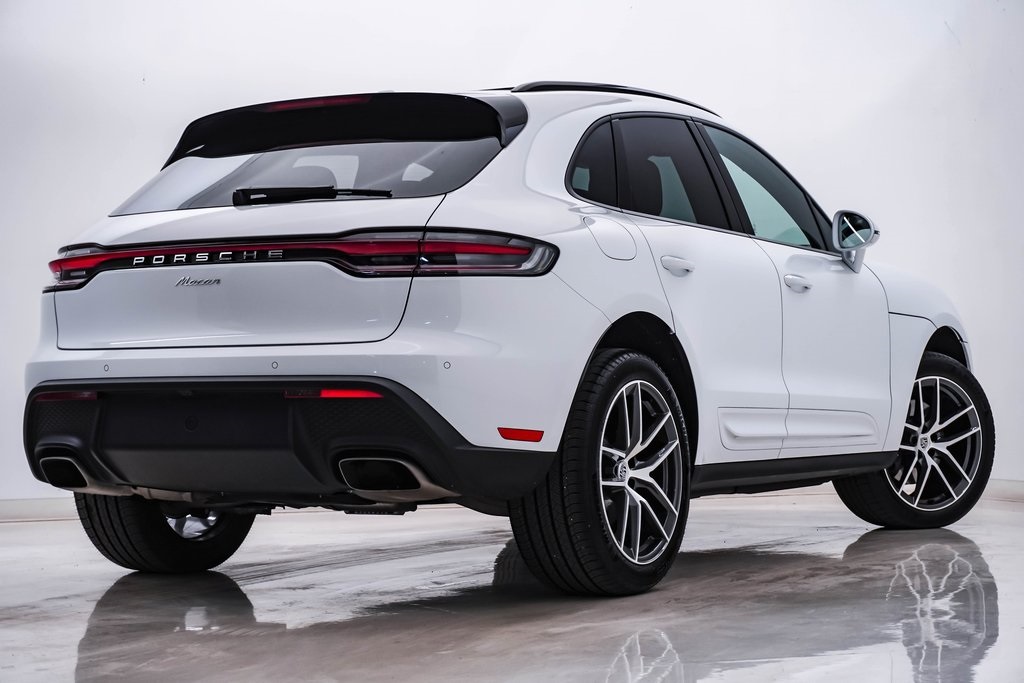 2024 Porsche Macan  9