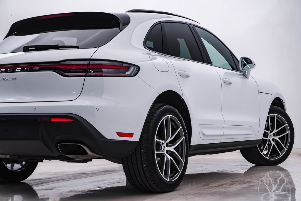 2024 Porsche Macan  10