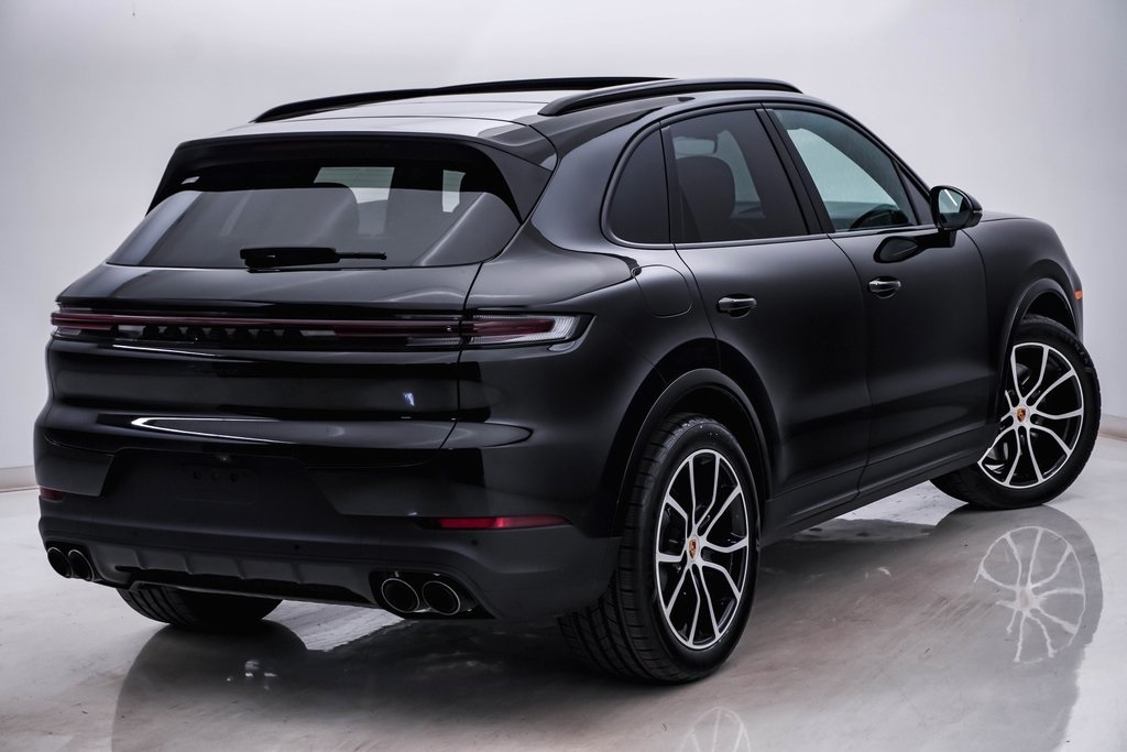 2024 Porsche Cayenne  11