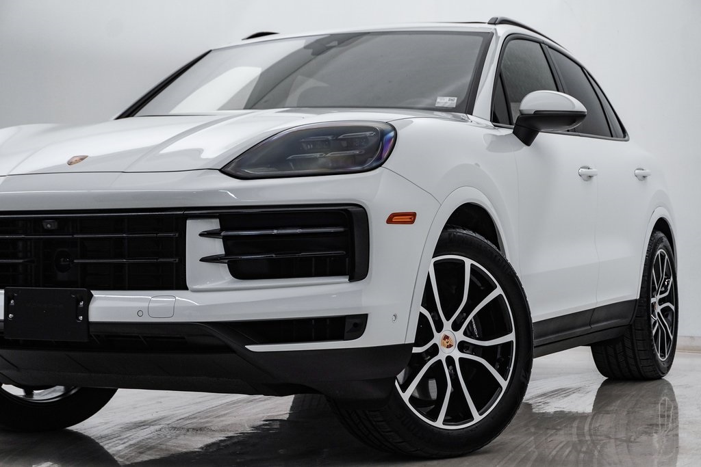 2024 Porsche Cayenne  2