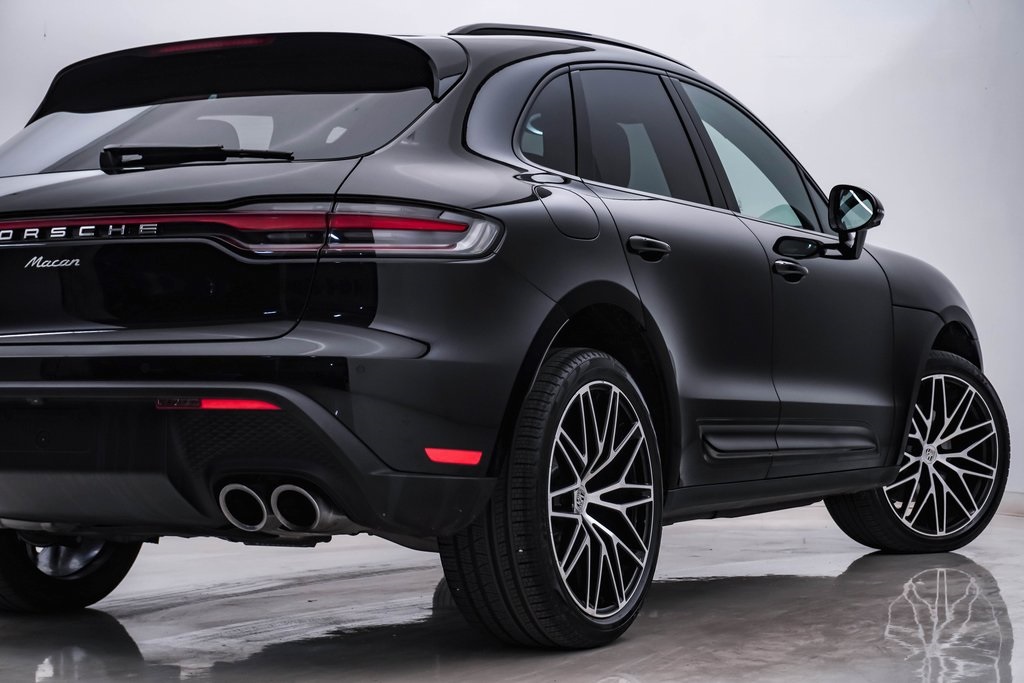 2024 Porsche Macan  10