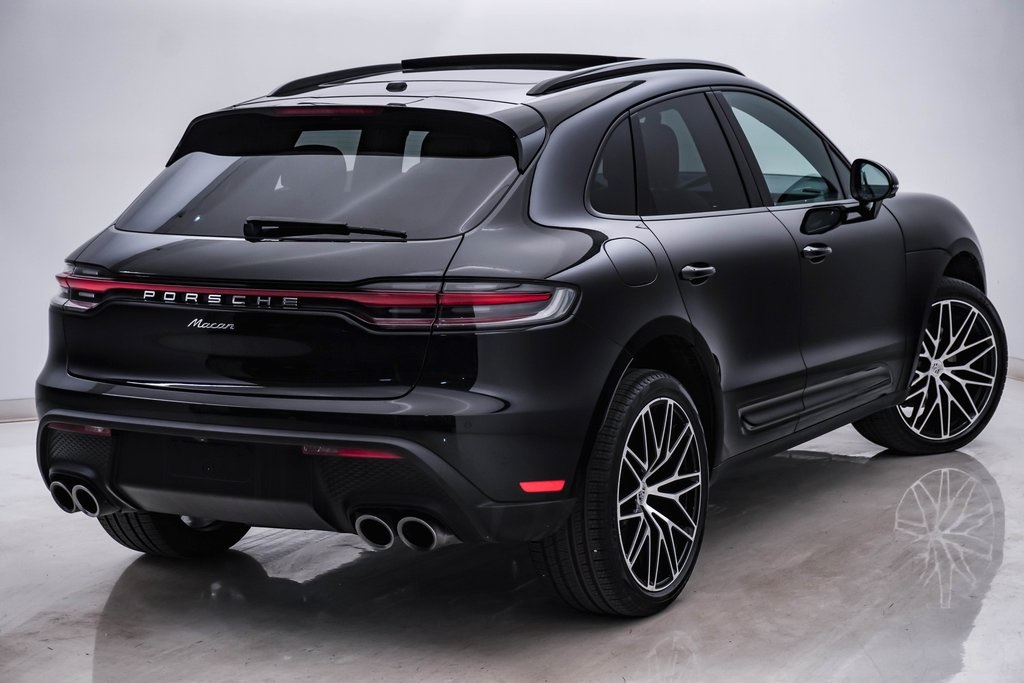 2024 Porsche Macan  11