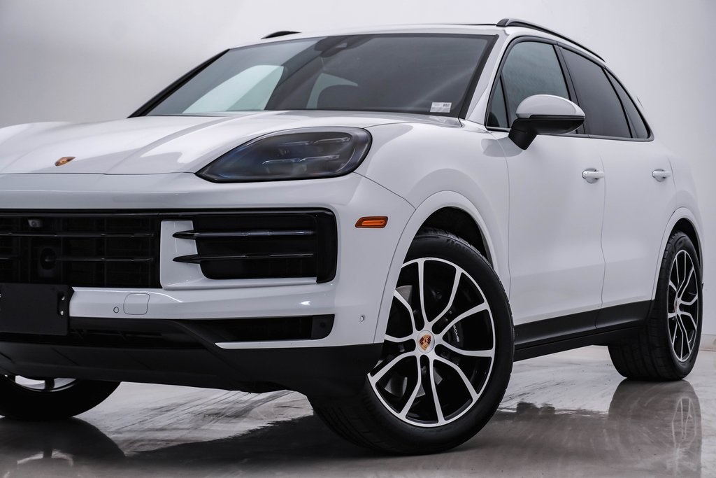 2024 Porsche Cayenne  2