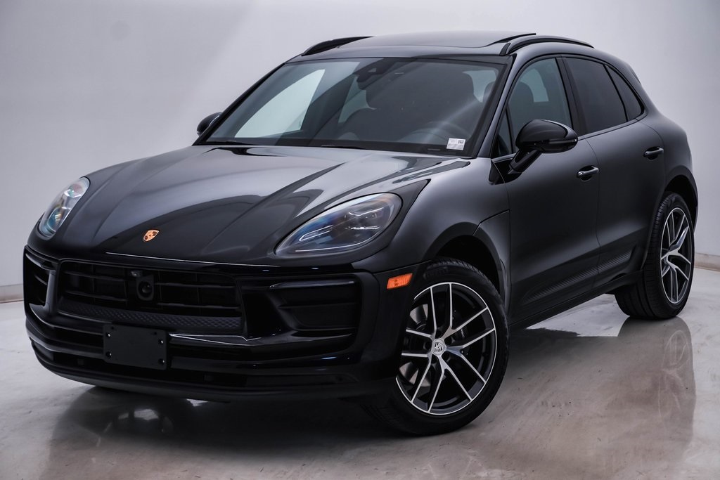 2024 Porsche Macan  3