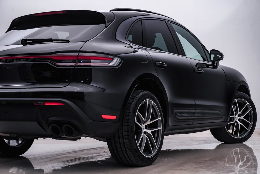 2024 Porsche Macan  10