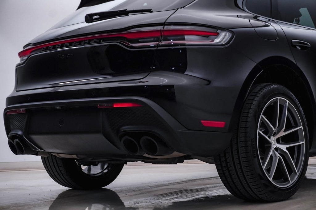 2024 Porsche Macan  12