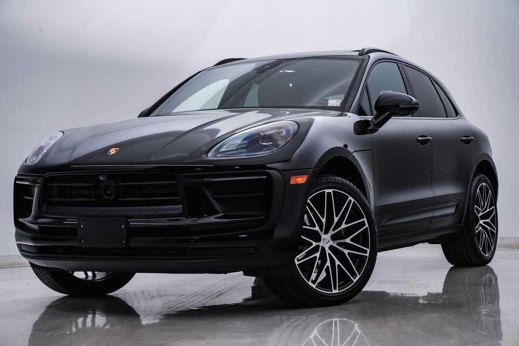 2024 Porsche Macan  1