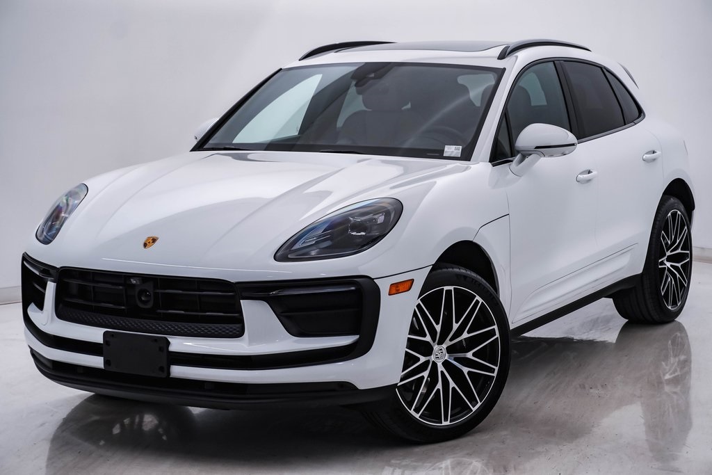 2024 Porsche Macan  3