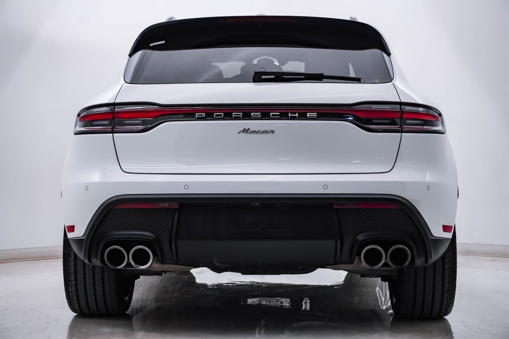 2024 Porsche Macan  8