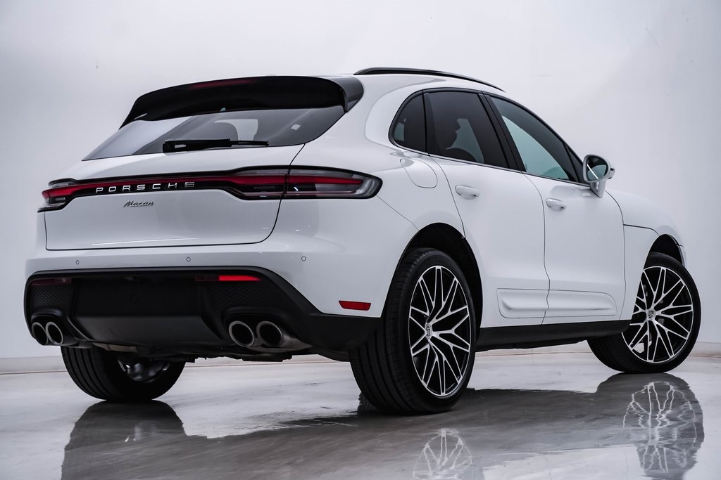 2024 Porsche Macan  9