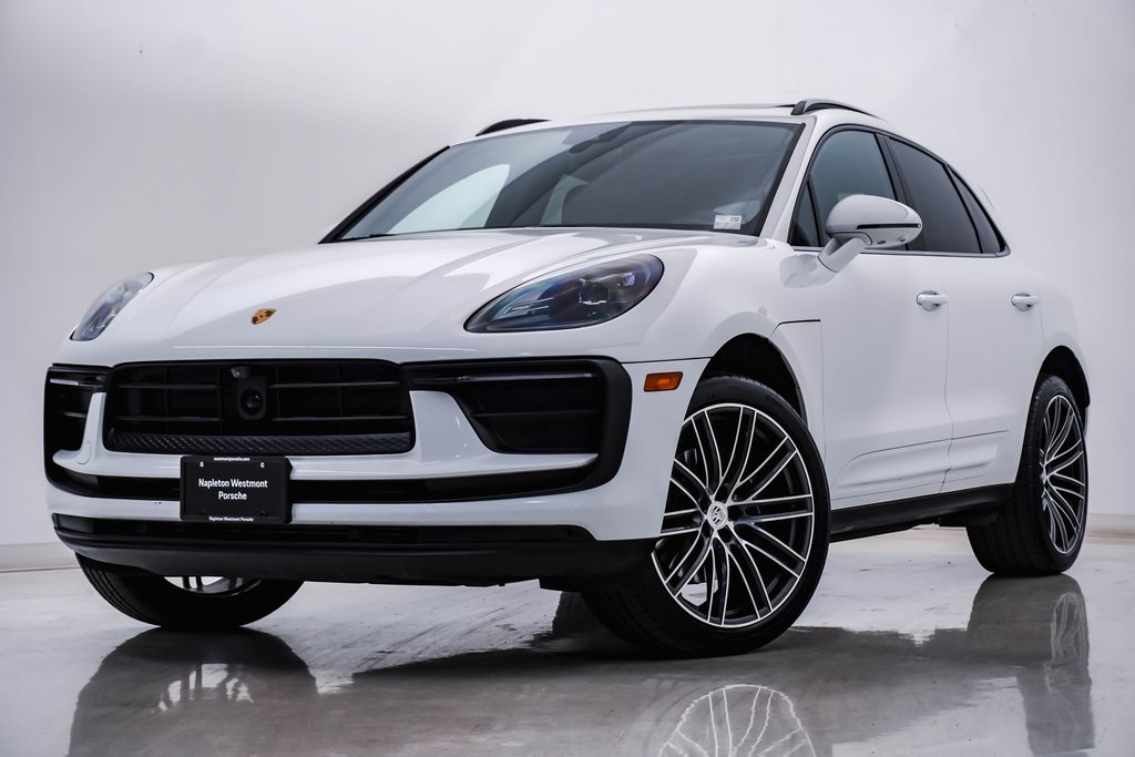 2024 Porsche Macan  1