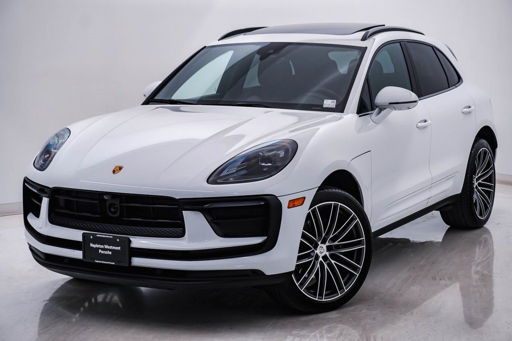 2024 Porsche Macan  3