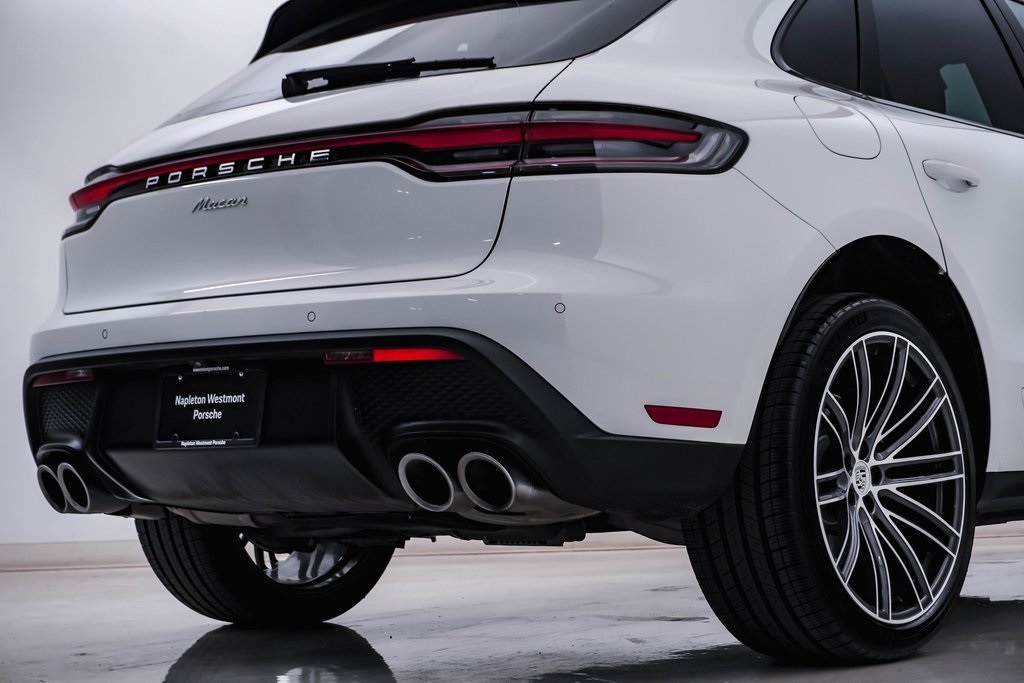 2024 Porsche Macan  12