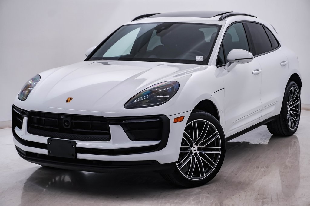 2024 Porsche Macan  3