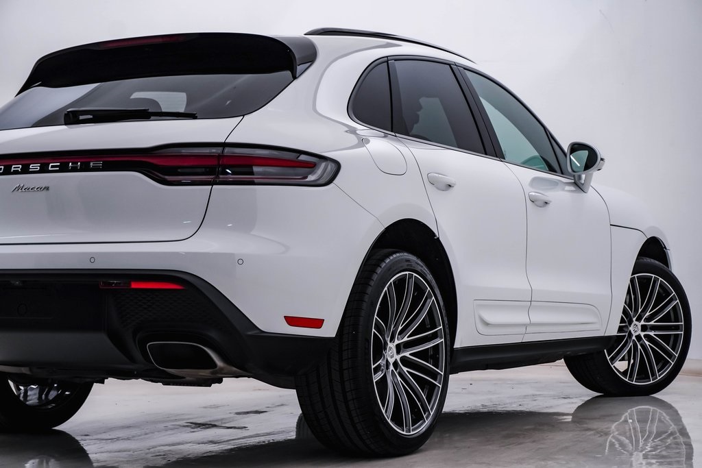 2024 Porsche Macan  10