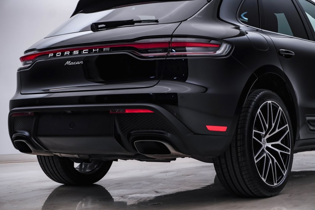 2024 Porsche Macan  12