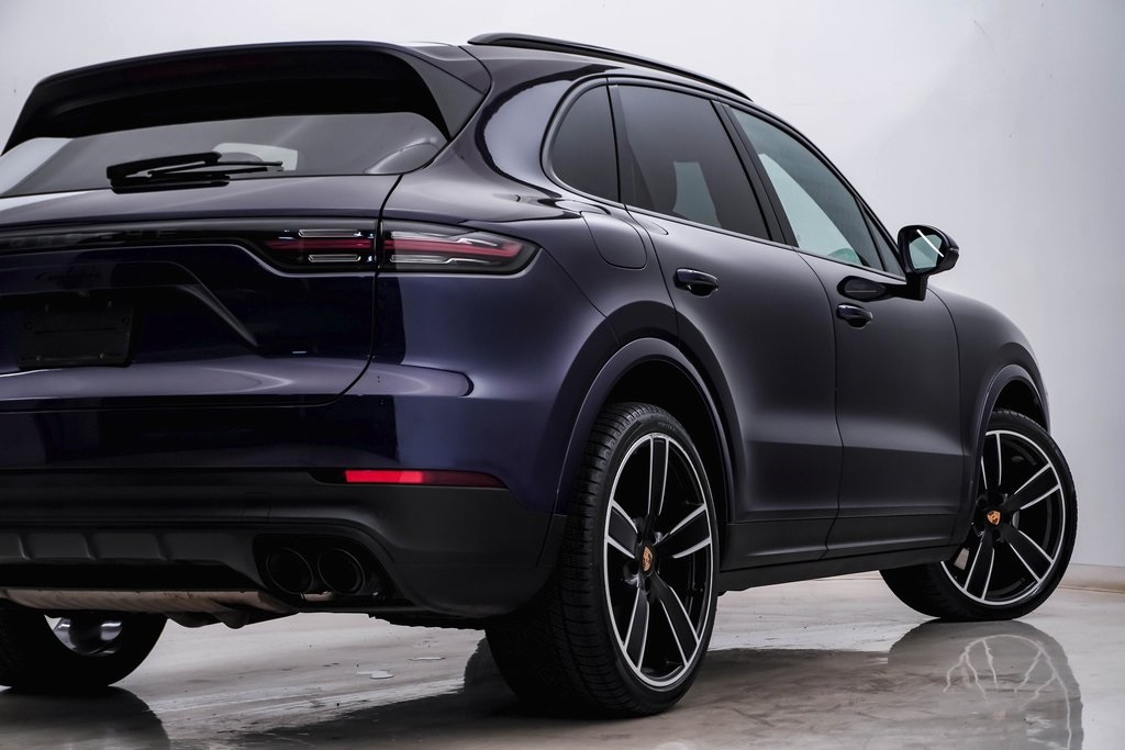 2023 Porsche Cayenne Platinum Edition 9