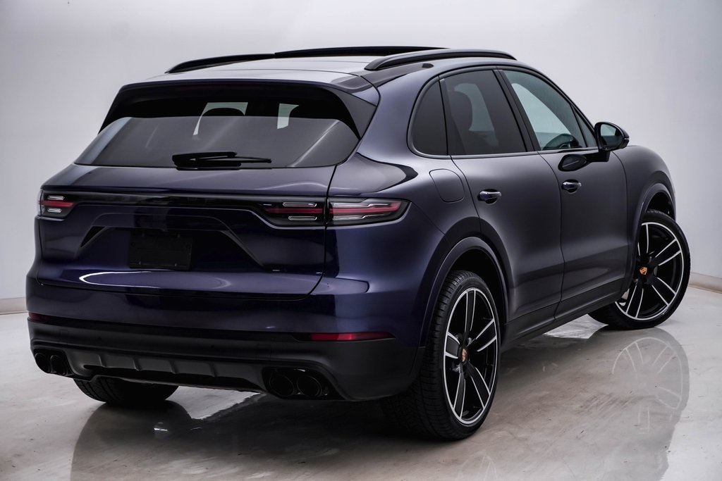 2023 Porsche Cayenne Platinum Edition 10