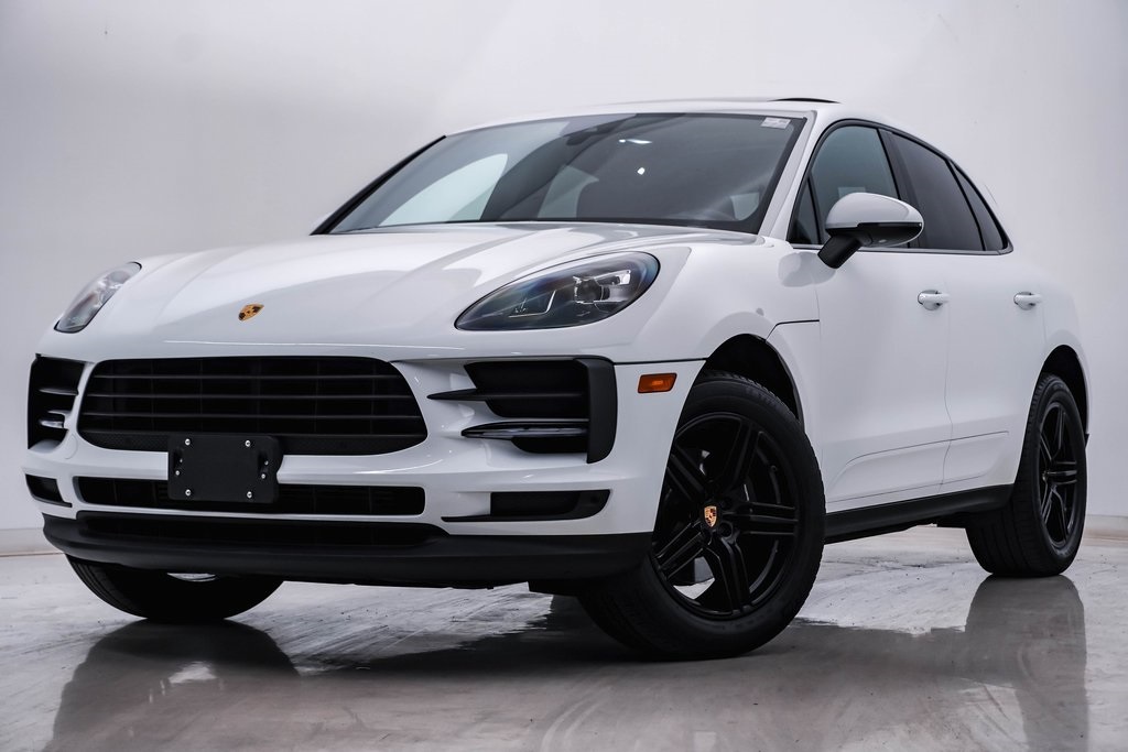 2019 Porsche Macan  1