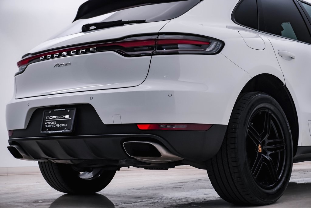 2019 Porsche Macan  12