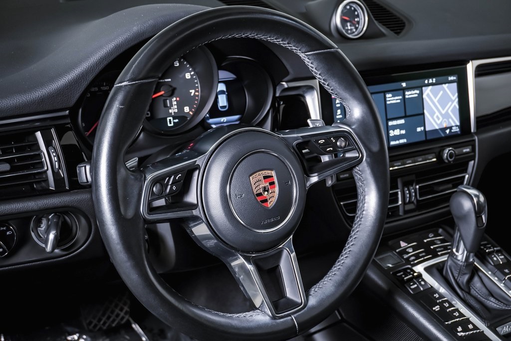 2019 Porsche Macan  20