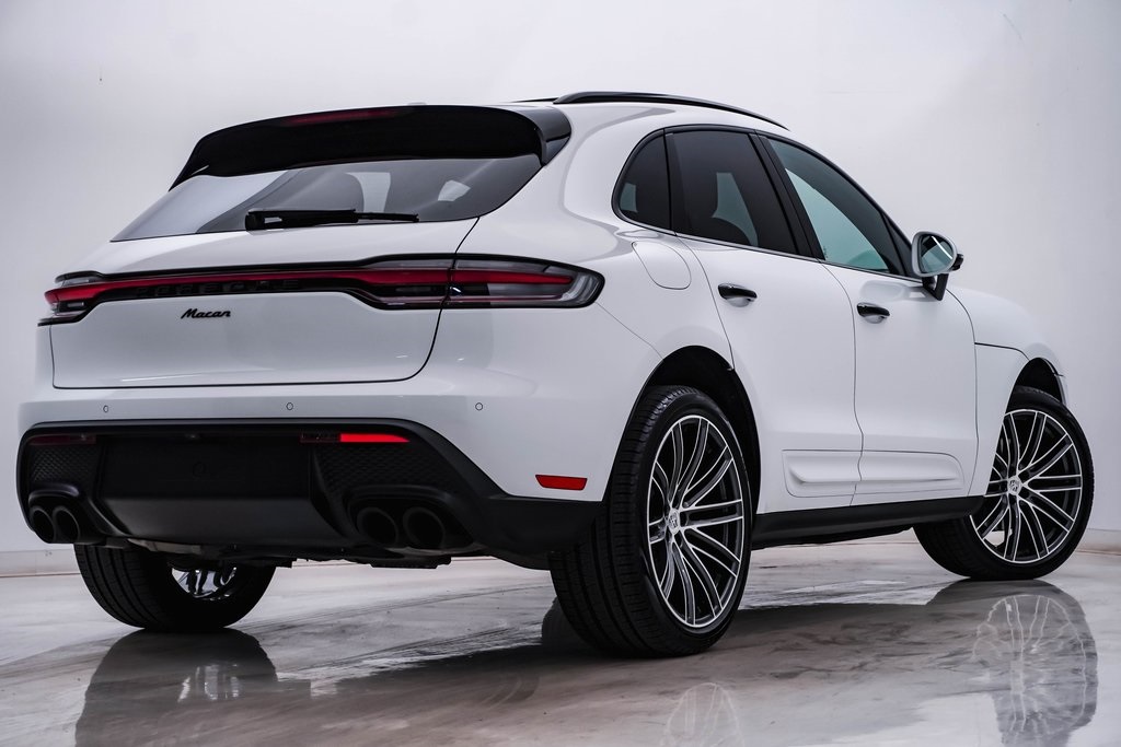 2024 Porsche Macan  9