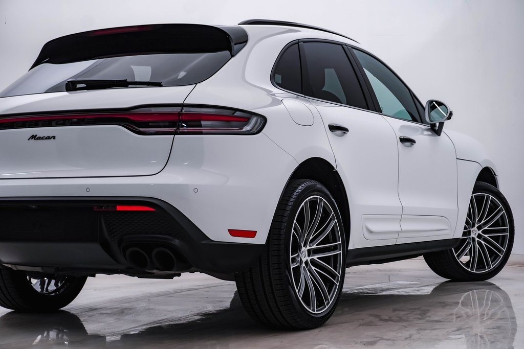 2024 Porsche Macan  10