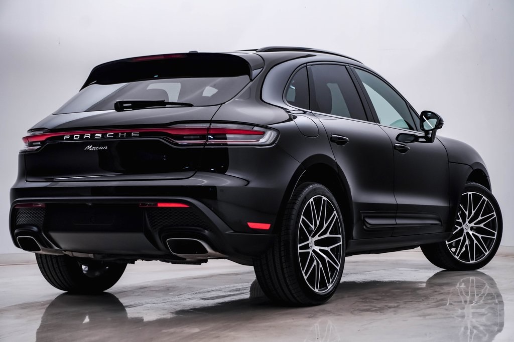 2024 Porsche Macan  9