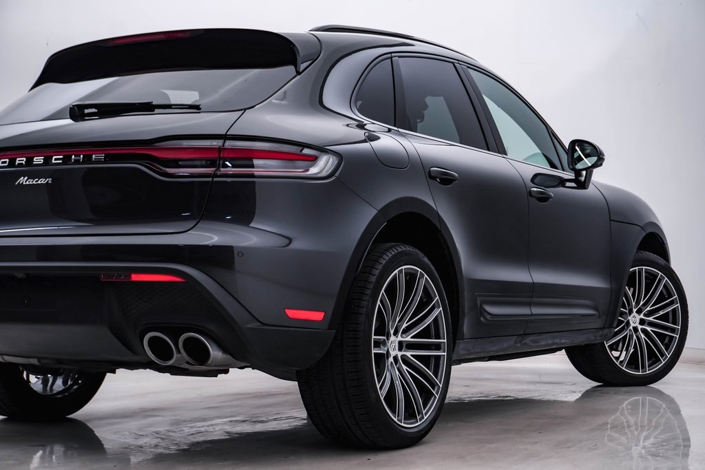 2024 Porsche Macan  11