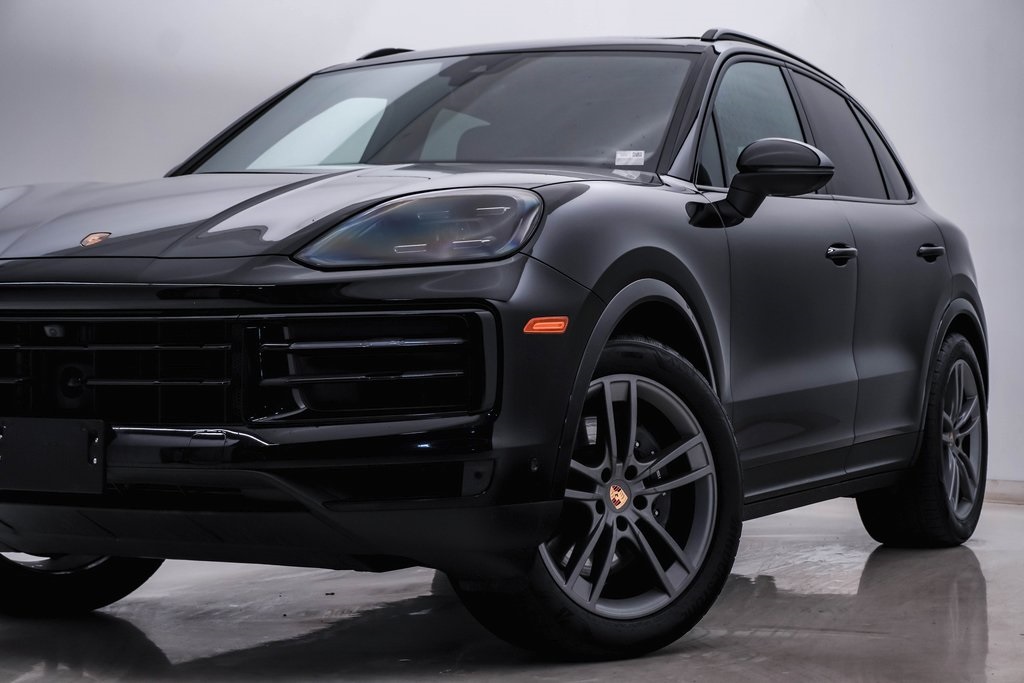 2024 Porsche Cayenne  2