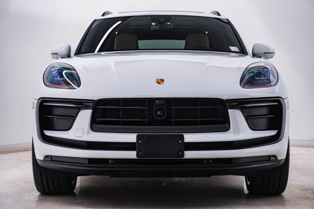 2024 Porsche Macan  6