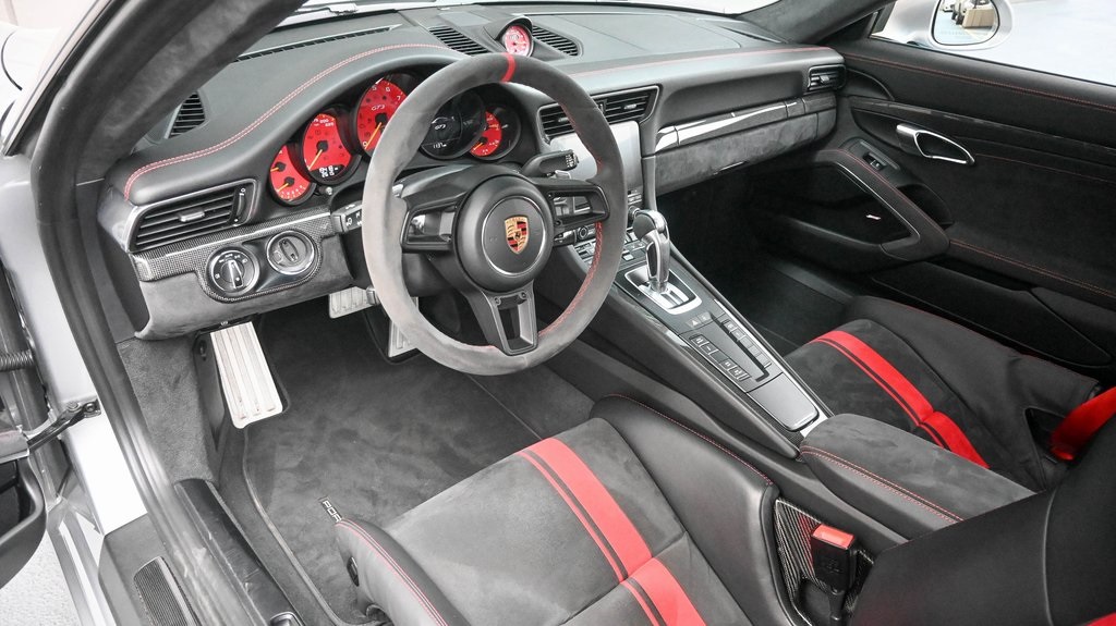 2018 Porsche 911 GT3 18