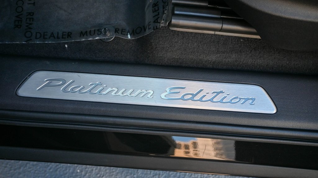2023 Porsche Cayenne Coupe Platinum Edition Lightweight Sport Package 26