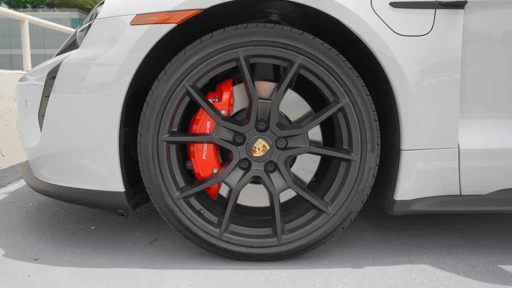 2024 Porsche Taycan GTS Sport Turismo 5