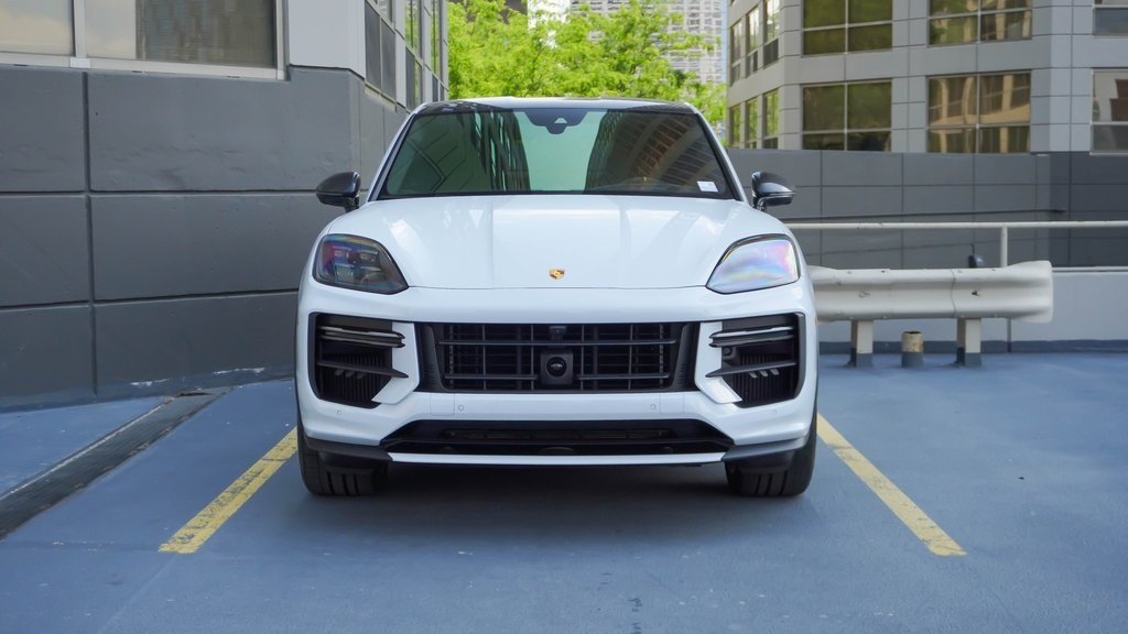 2024 Porsche Cayenne Coupe Turbo GT 2