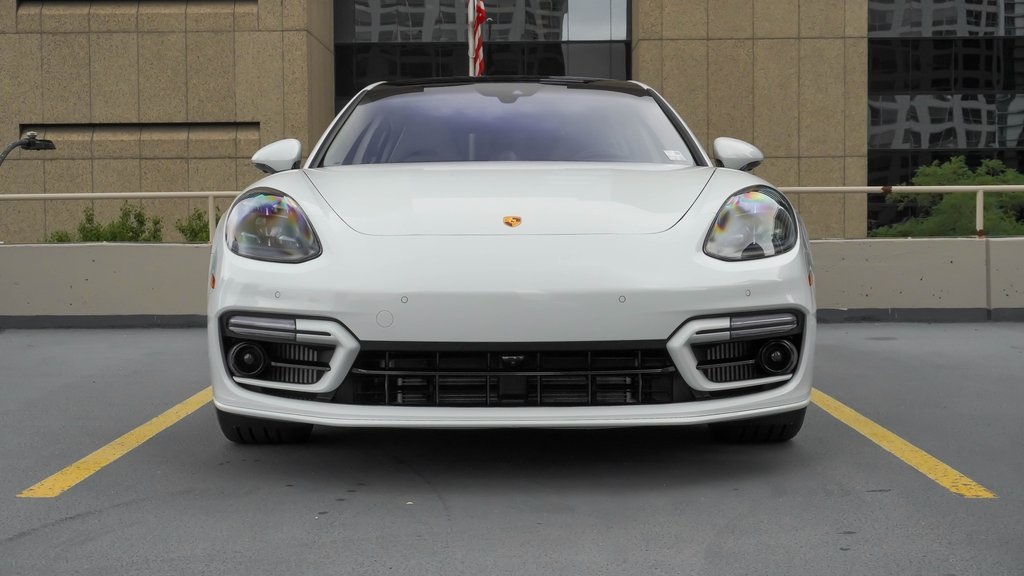 2023 Porsche Panamera GTS 2