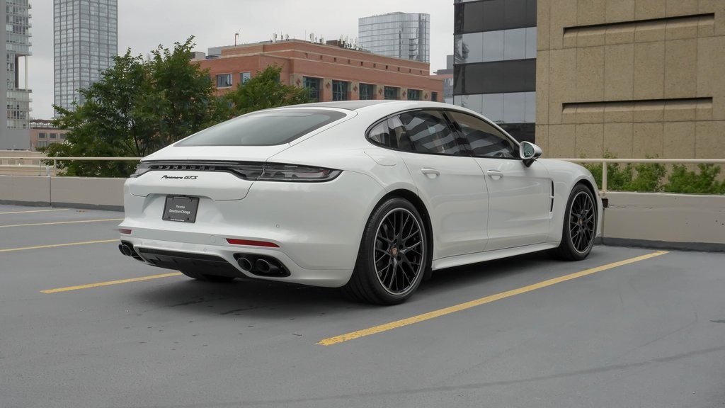 2023 Porsche Panamera GTS 4