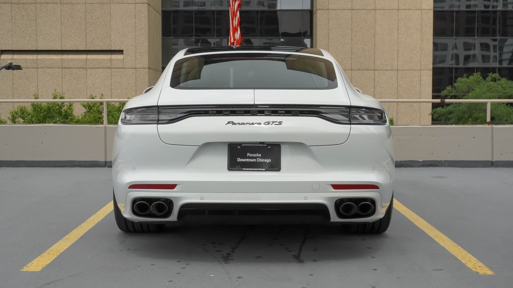 2023 Porsche Panamera GTS 5