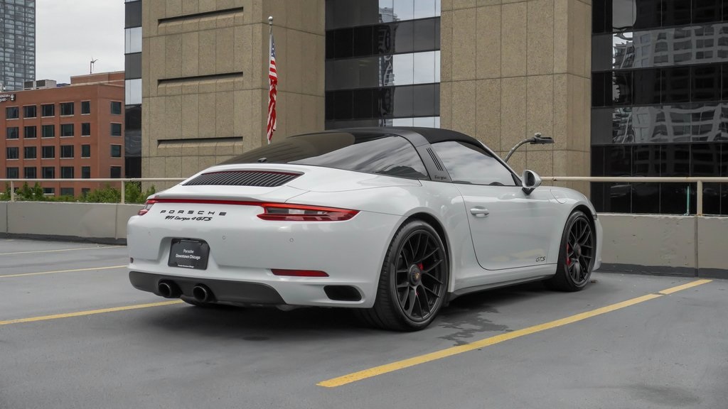 2019 Porsche 911 Targa 4 GTS 3