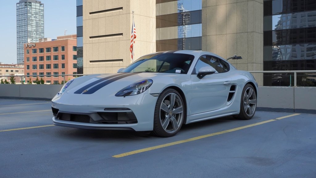 2024 Porsche 718 Cayman GTS 1