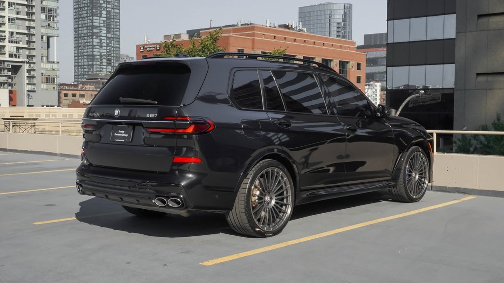 2024 BMW X7 ALPINA XB7 3