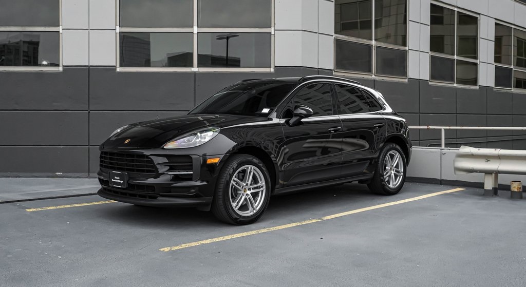 2019 Porsche Macan  1